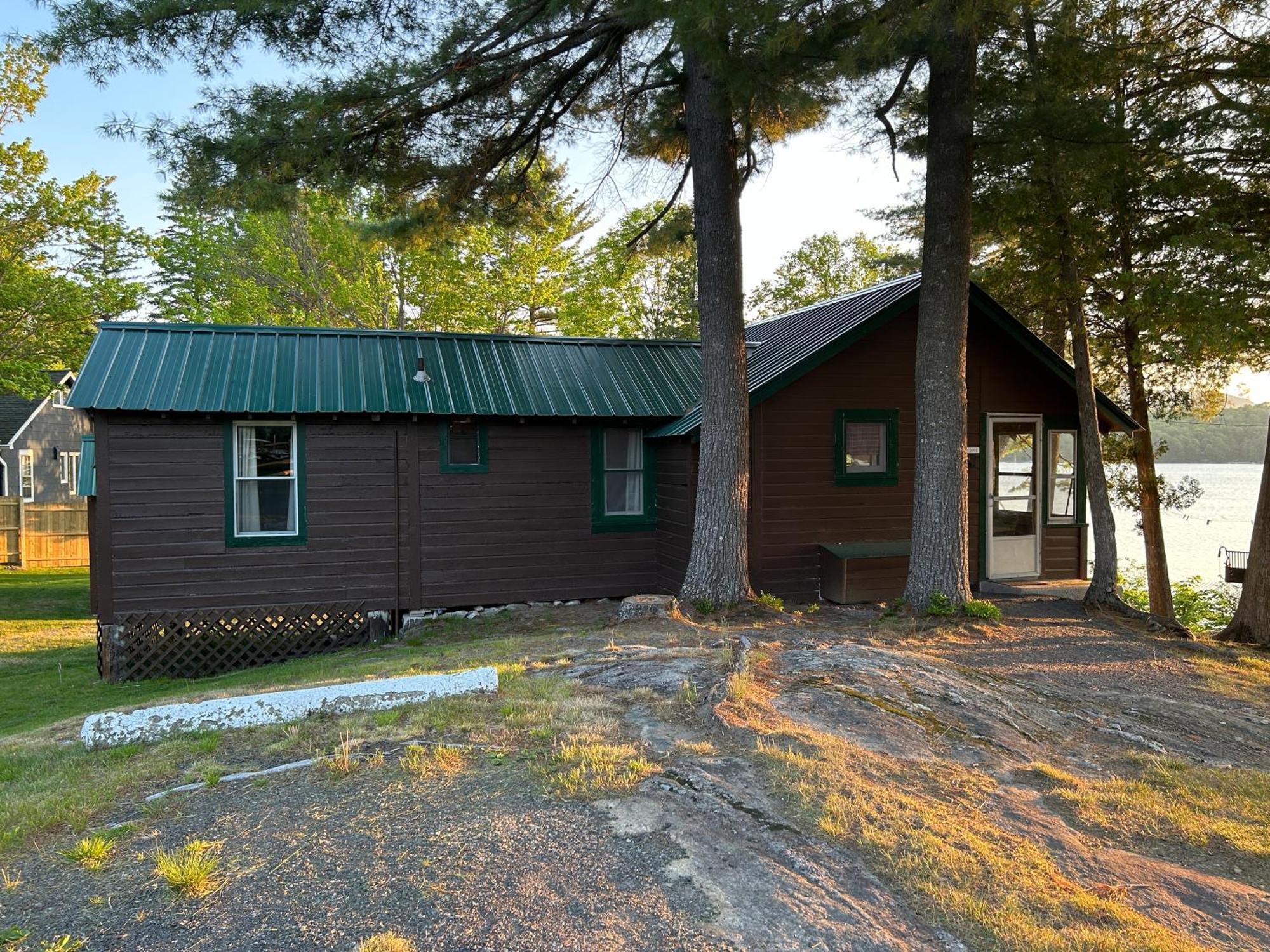 Paddler'S Rest Lakeside Cabins And Motel Long Lake Exteriör bild