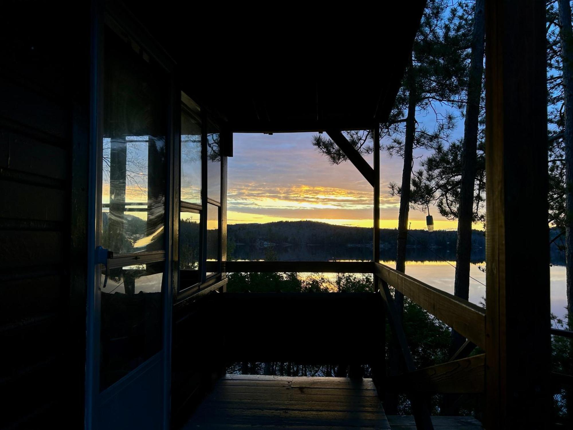 Paddler'S Rest Lakeside Cabins And Motel Long Lake Exteriör bild